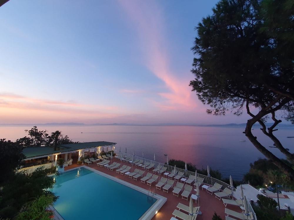 Le Querce Resort Sea Thermae & Spa Ischia Buitenkant foto